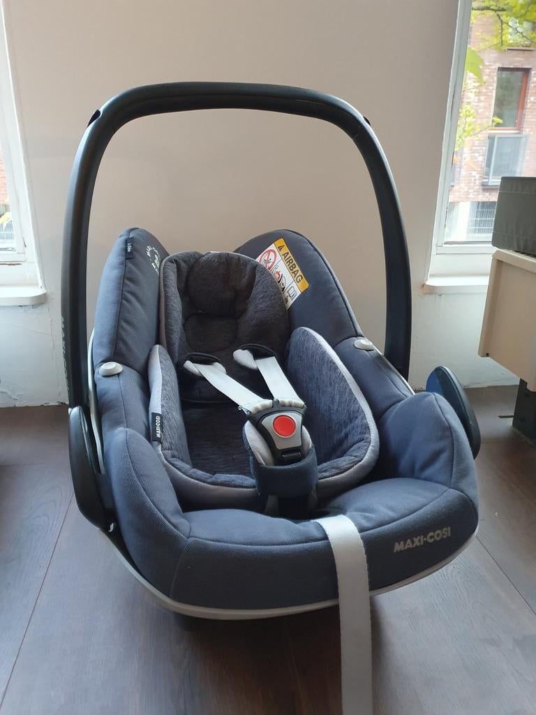 Maxi cosi Pebble autostoel (schoon en goede kwaliteit), Ophalen of Verzenden, Zo goed als nieuw, Isofix, 0 t/m 13 kg