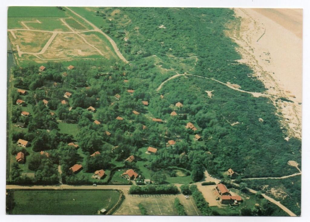 Vrouwenpolder Bungalowpark Breezand (luchtopname), Verzamelen, Ansichtkaarten | Nederland, Ophalen, 1960 tot 1980, Ongelopen, Zeeland