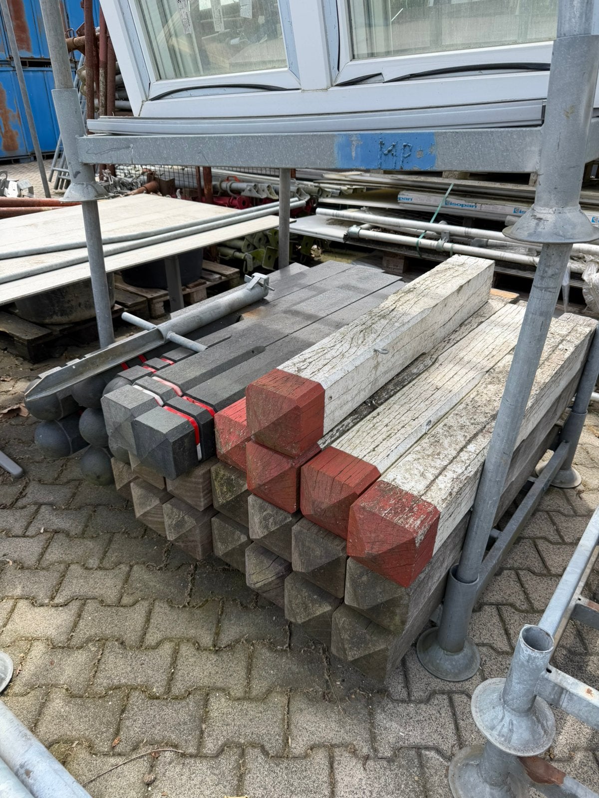 27 hardhouten afzetpalen / anti-parkeerpalen, Tuin en Terras, Tuinhekken en Hekwerk, Zo goed als nieuw, Overige typen, Hout, Ophalen