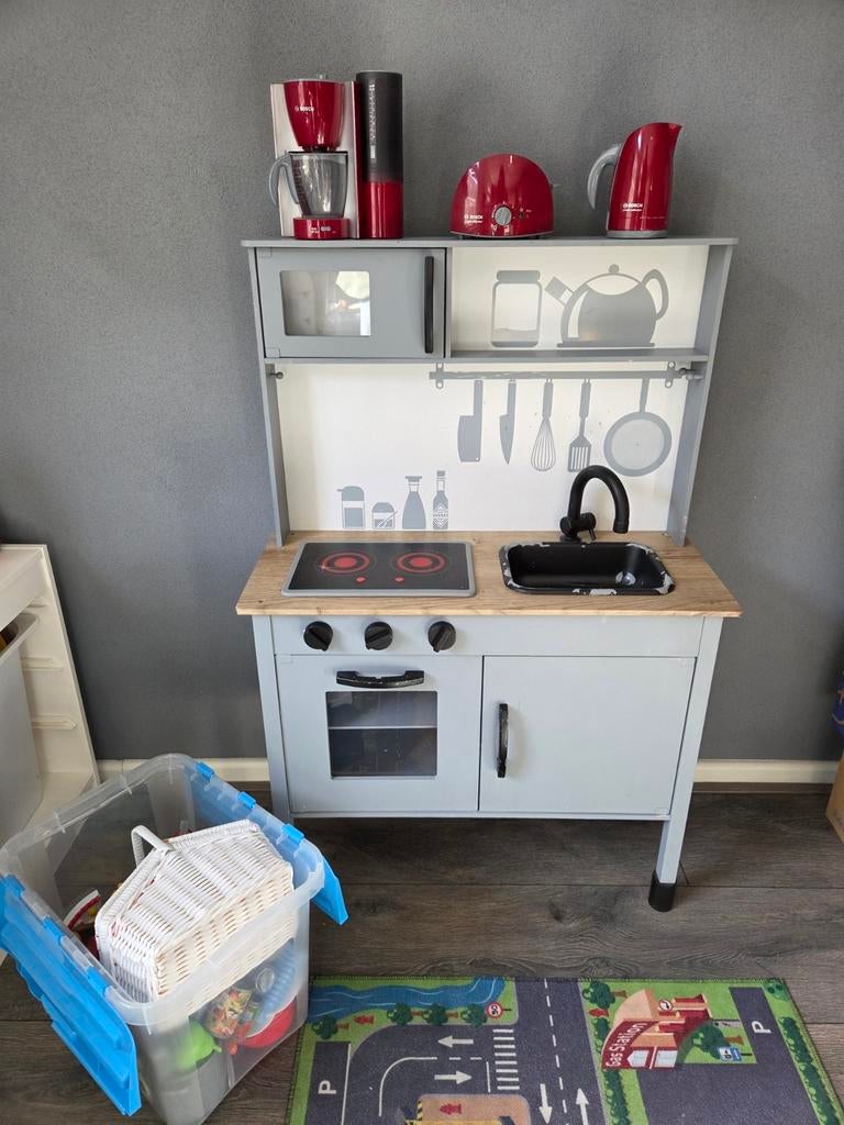 Kinder speelkeuken met toebehoren., Ophalen, Gebruikt, Hout, Speelkeuken