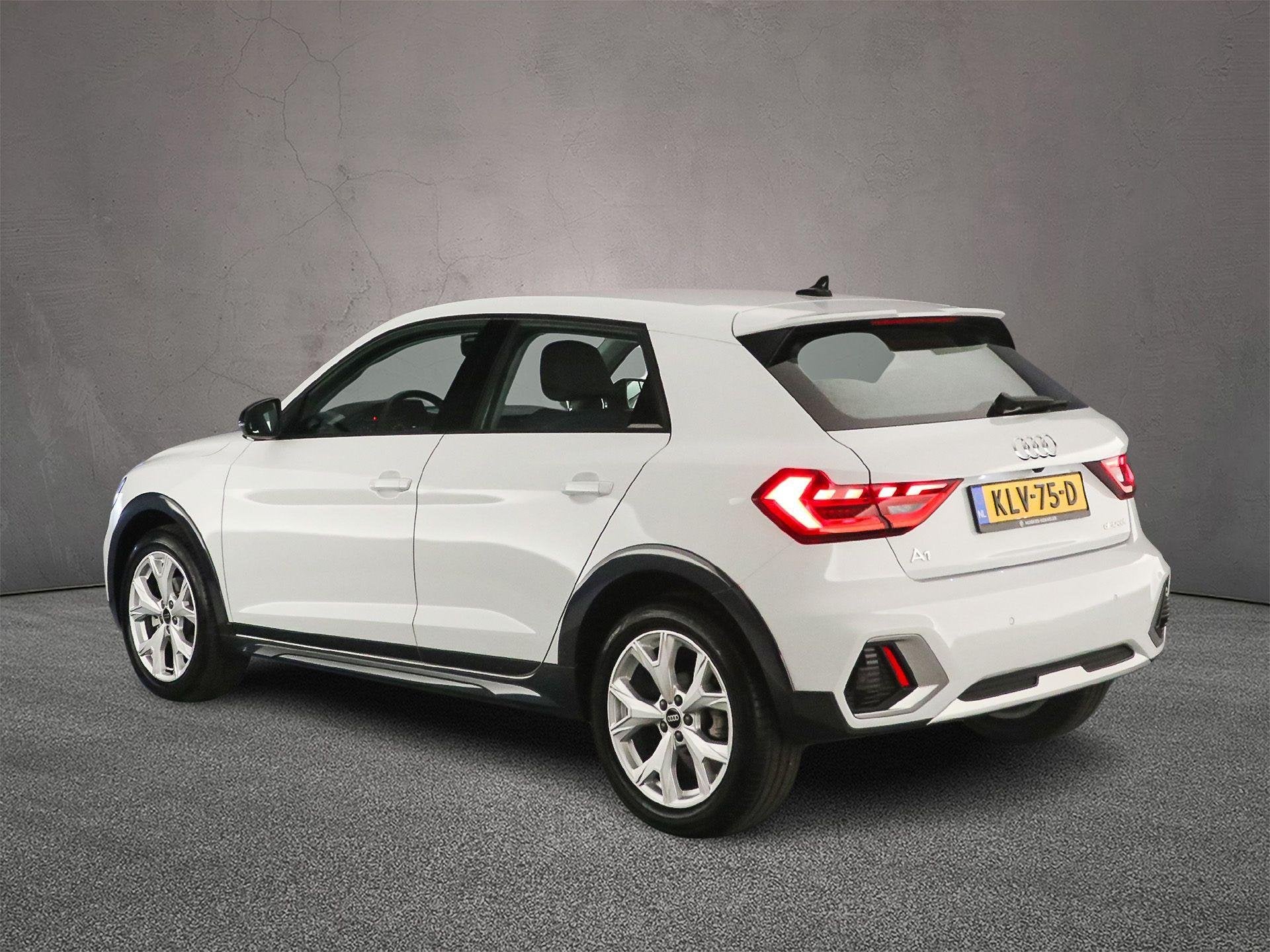 Audi A1 allstreet 30 TFSI Advanced edition | Apple/Android P, Auto's, Audi, Stof, Euro 6, 116 pk, Wit
