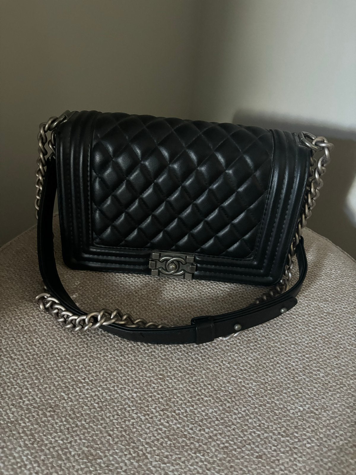 Zwarte damestas, Sieraden, Tassen en Uiterlijk, Tassen | Damestassen, Ophalen of Verzenden, Nieuw, Zwart, Schoudertasje