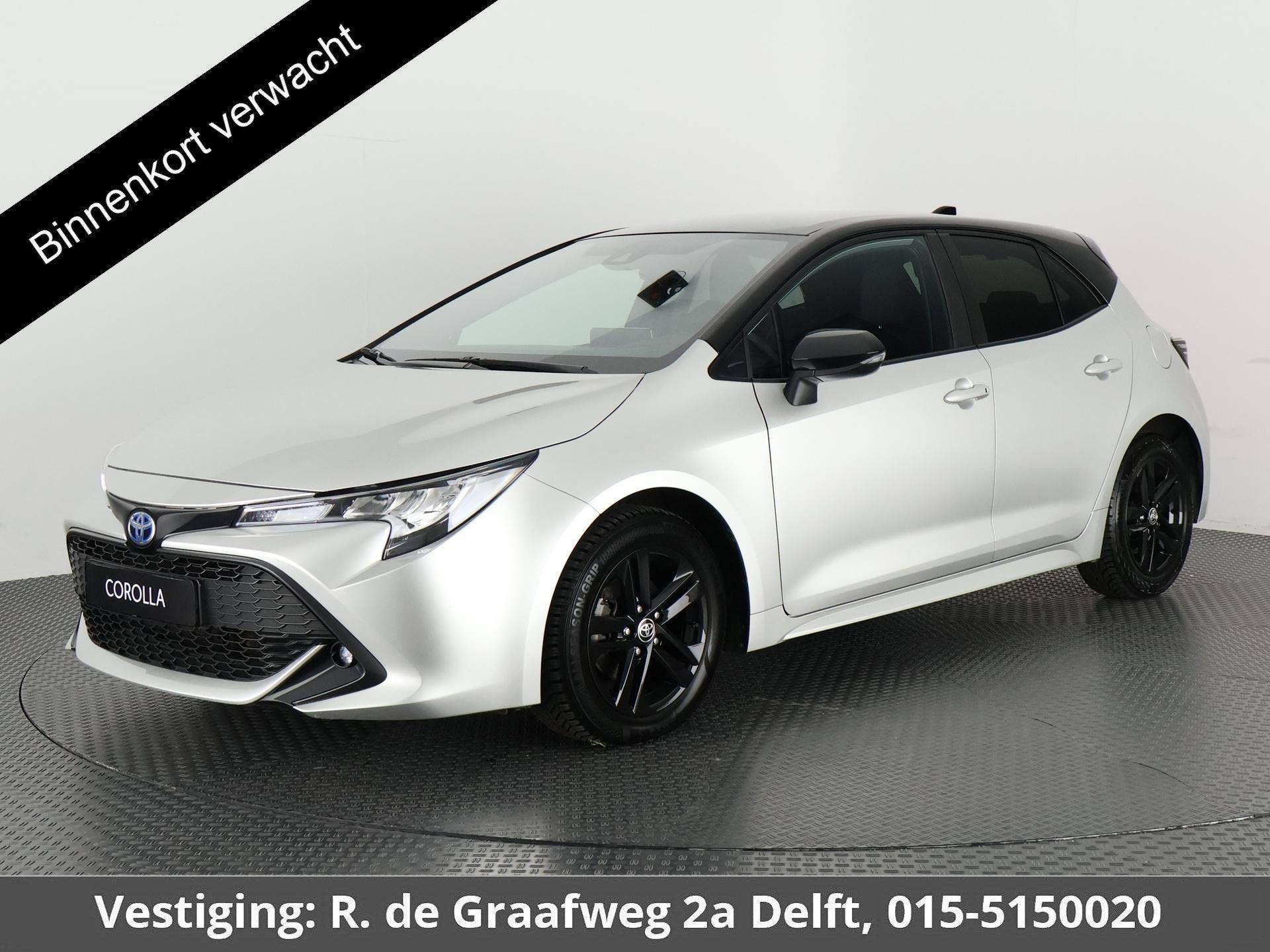 Toyota Corolla 1.8 Hybrid Active Bi-Tone | Apple Carplay & A, Gebruikt, 4 cilinders, Corolla, 122 pk