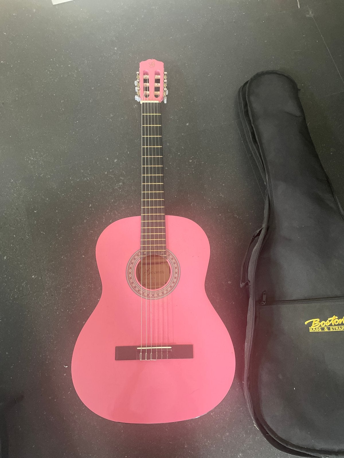 Roze Gomez Klassieke Gitaar met Boston Hoes, Ophalen of Verzenden, Gebruikt, Klassieke of Spaanse gitaar, Met koffer