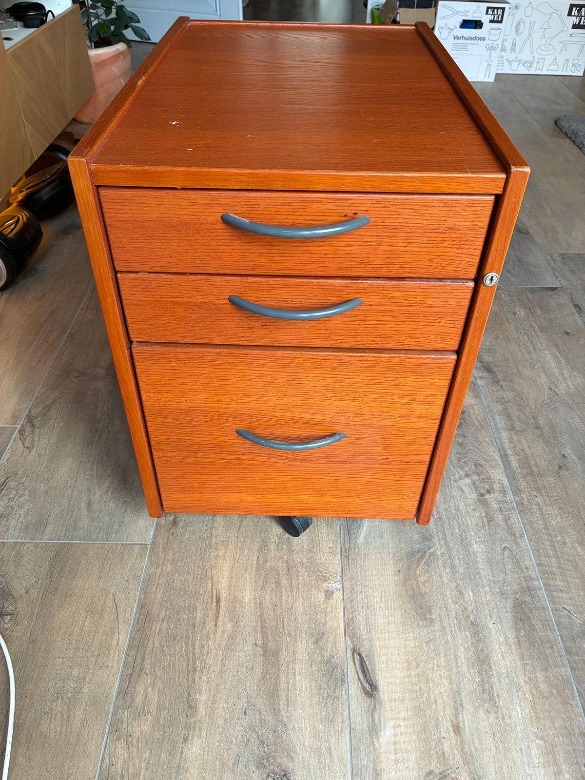 Ladeblok, Ophalen, Minder dan 50 cm, Gebruikt, 3 of 4 laden