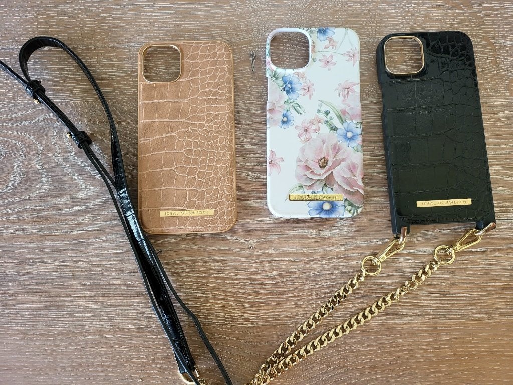 Ideal of Sweden iPhone hoesjes met crossbody Iphone 14 Plus, Kunststof, Met koord, IPhone 14 Plus, Ophalen of Verzenden