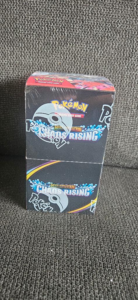 Chaos Rising - Halve boosterbox, Ophalen, Nieuw, Boosterbox