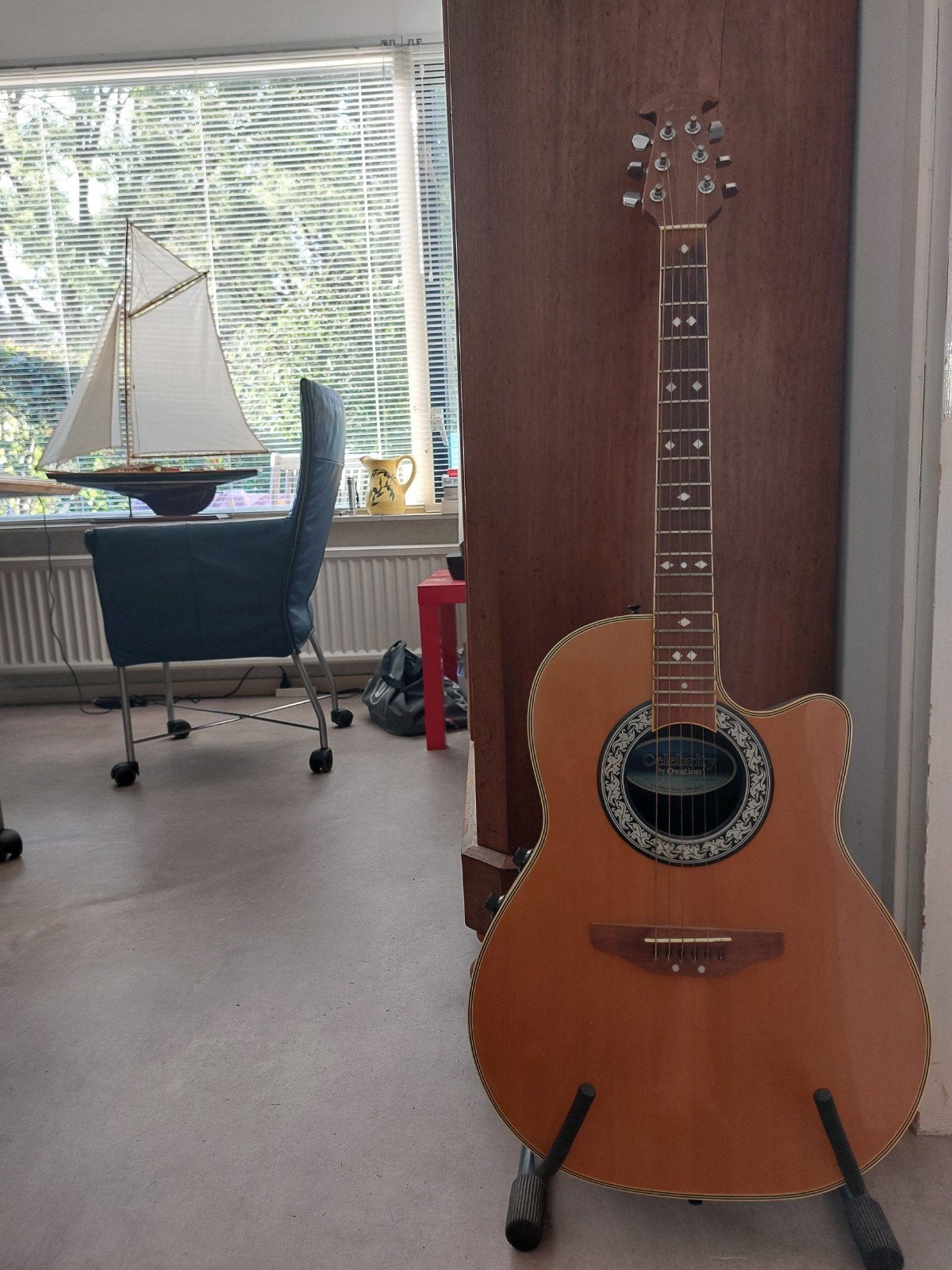 Ovation Celebrity model no. CC57 serial no. 148809, Muziek en Instrumenten, Ophalen, Western- of Steelstringgitaar, Met (piezo-)element