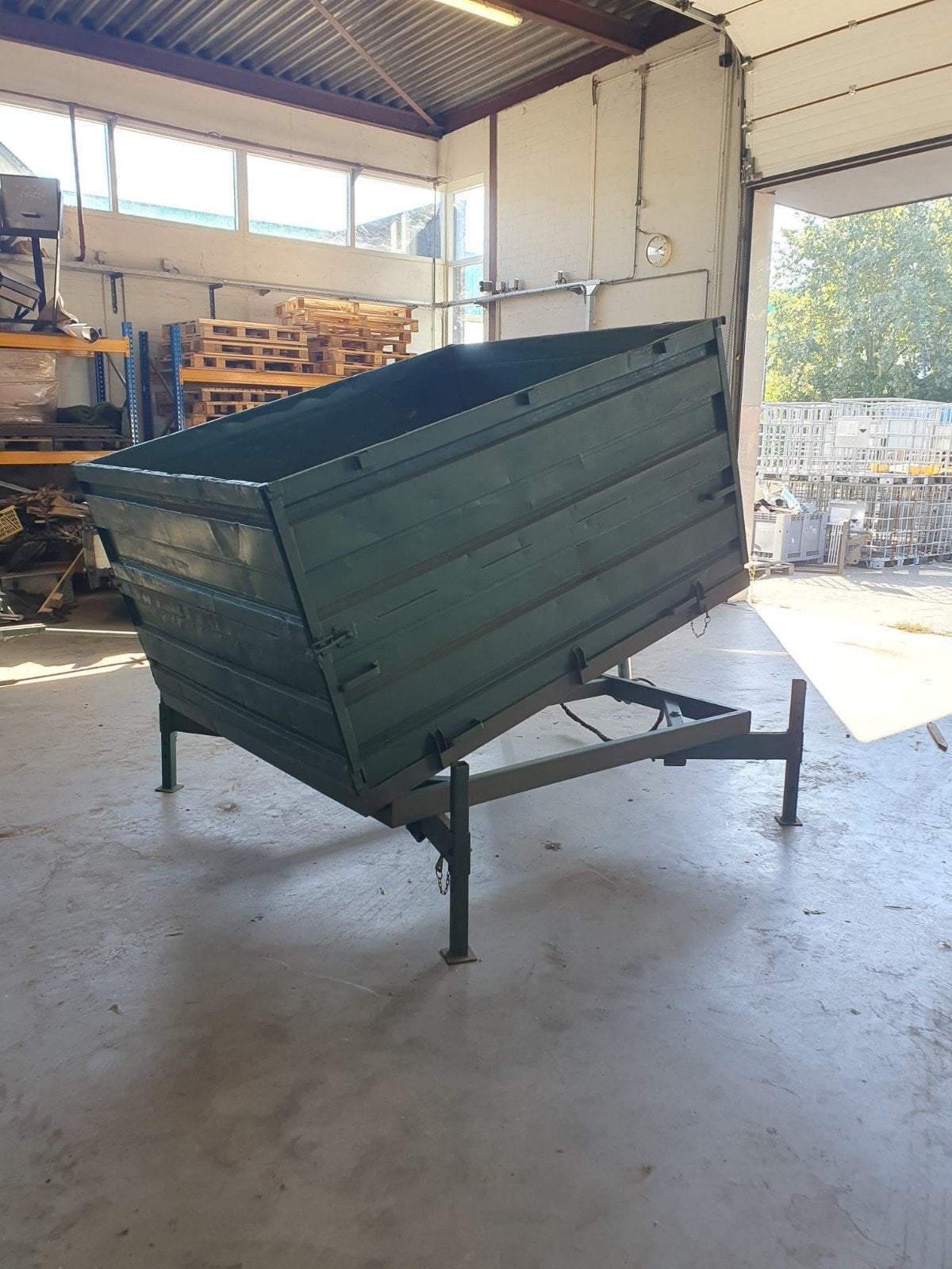 Kiep/kantelcontainer, Ophalen