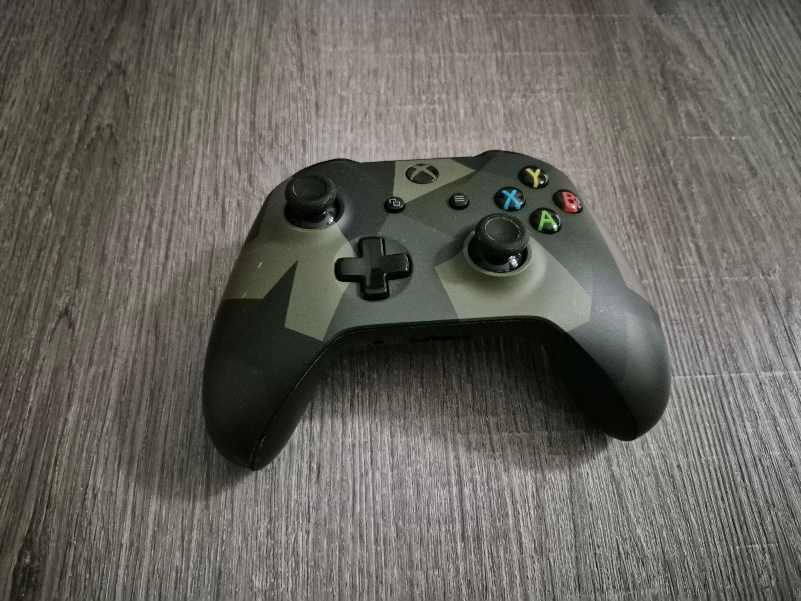 Xbox One Controller | Camo | Draadloos | Als nieuw, Ophalen of Verzenden, Zo goed als nieuw, Controller, Xbox Original