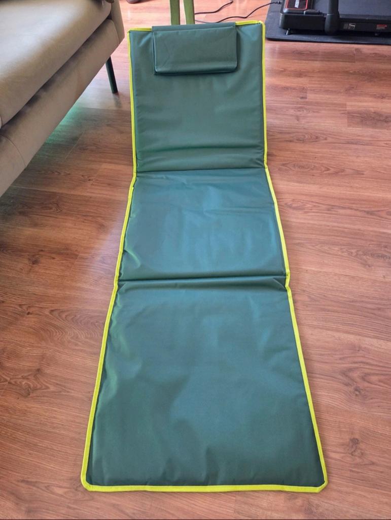Groen opvouwbaar strandstoeltje/matje met rugleuning, Ophalen, Gebruikt