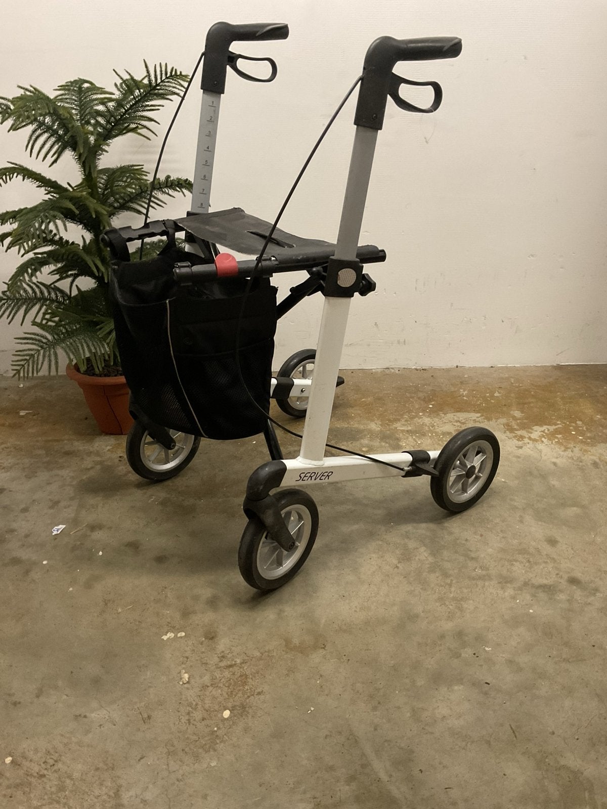 Server L rollator, Ophalen, Lichtgewicht