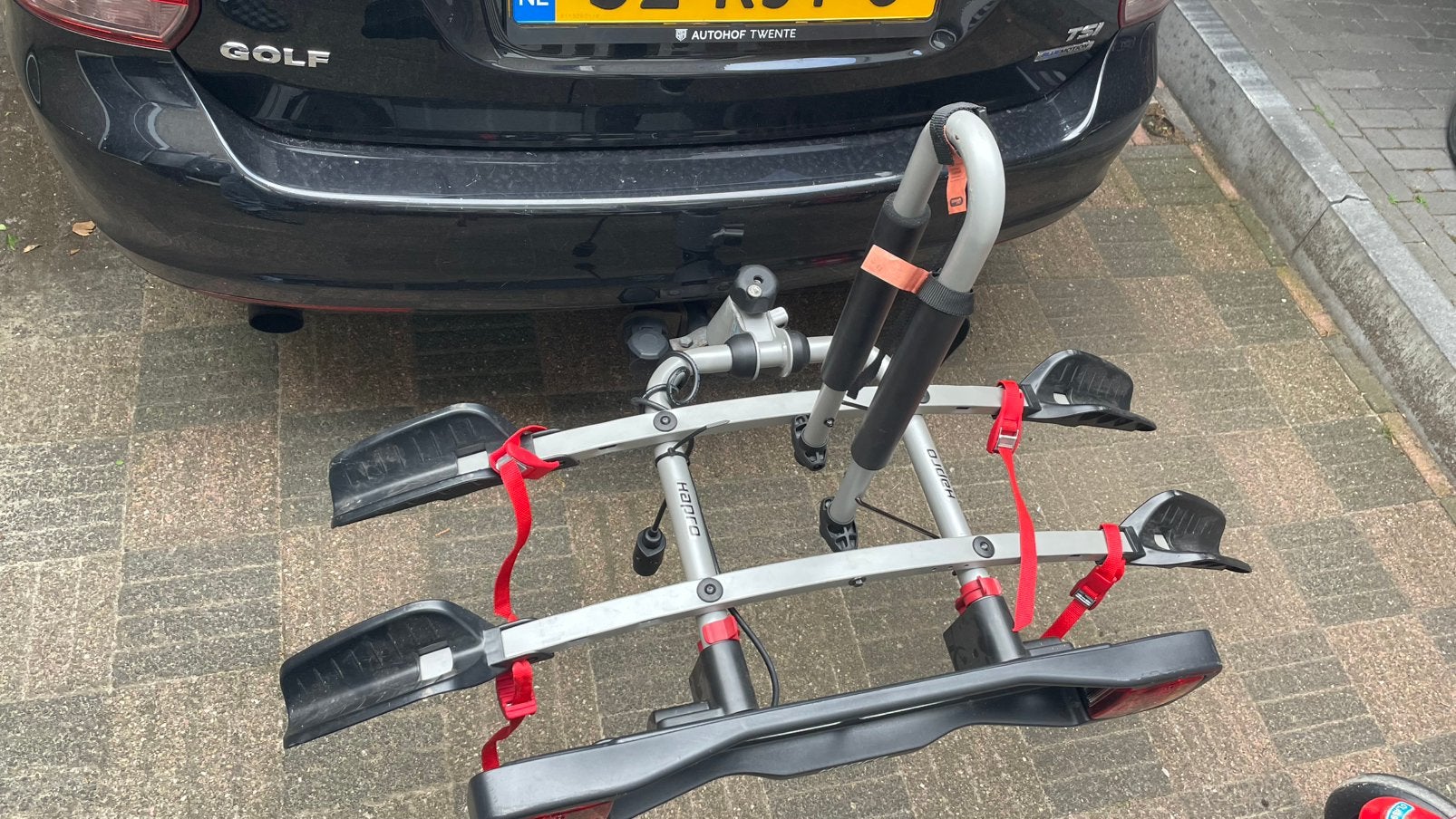 Hapro Pico compacte fietsendrager, Ophalen, 2 fietsen, Zo goed als nieuw, Trekhaakdrager