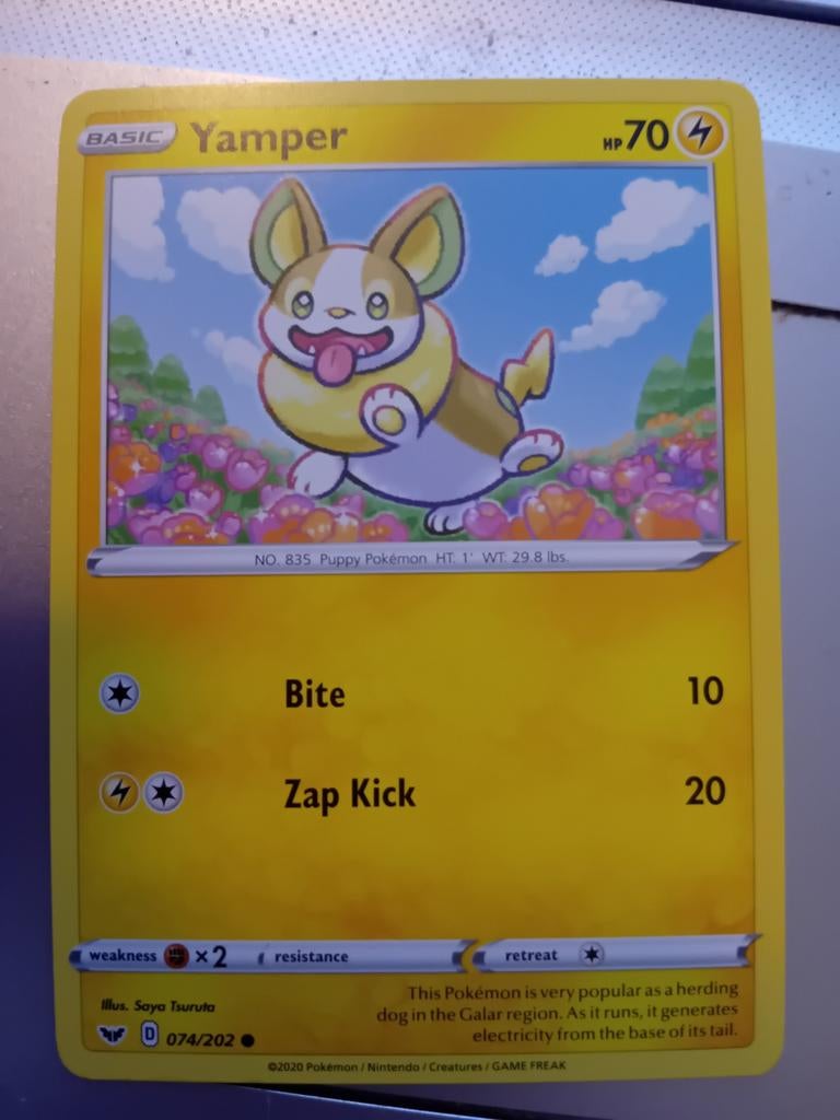 Pokémon Kaart Yamper 074/202 - Basic HP70, Ophalen of Verzenden, Zo goed als nieuw, Losse kaart, Foil