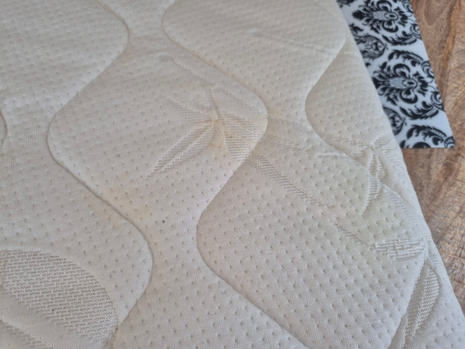 Matras babyledikant inclusief beddengoed, Ophalen, Gebruikt, Ledikant