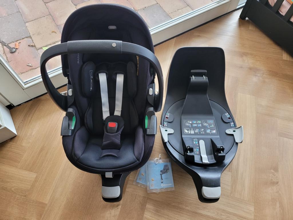 Maxi-Cosi Pebble 360 Pro2 Twillic Black met 2x FamilyFix 360, Kinderen en Baby's, Autostoeltjes, Ophalen, Gebruikt, Isofix, 0 t/m 13 kg