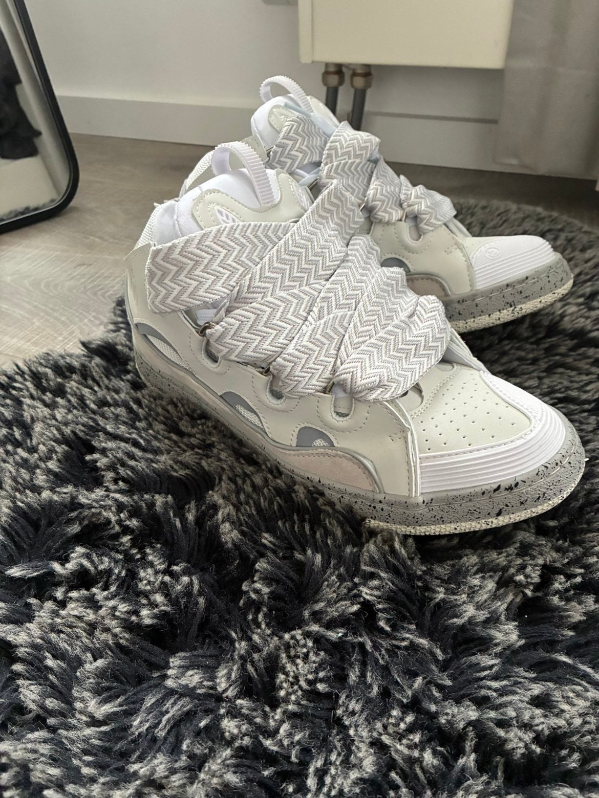 Lanvin sneakers maat 43 in perfecte staat, Kleding | Dames, Schoenen, Zo goed als nieuw, Sneakers of Gympen, Wit, Ophalen of Verzenden