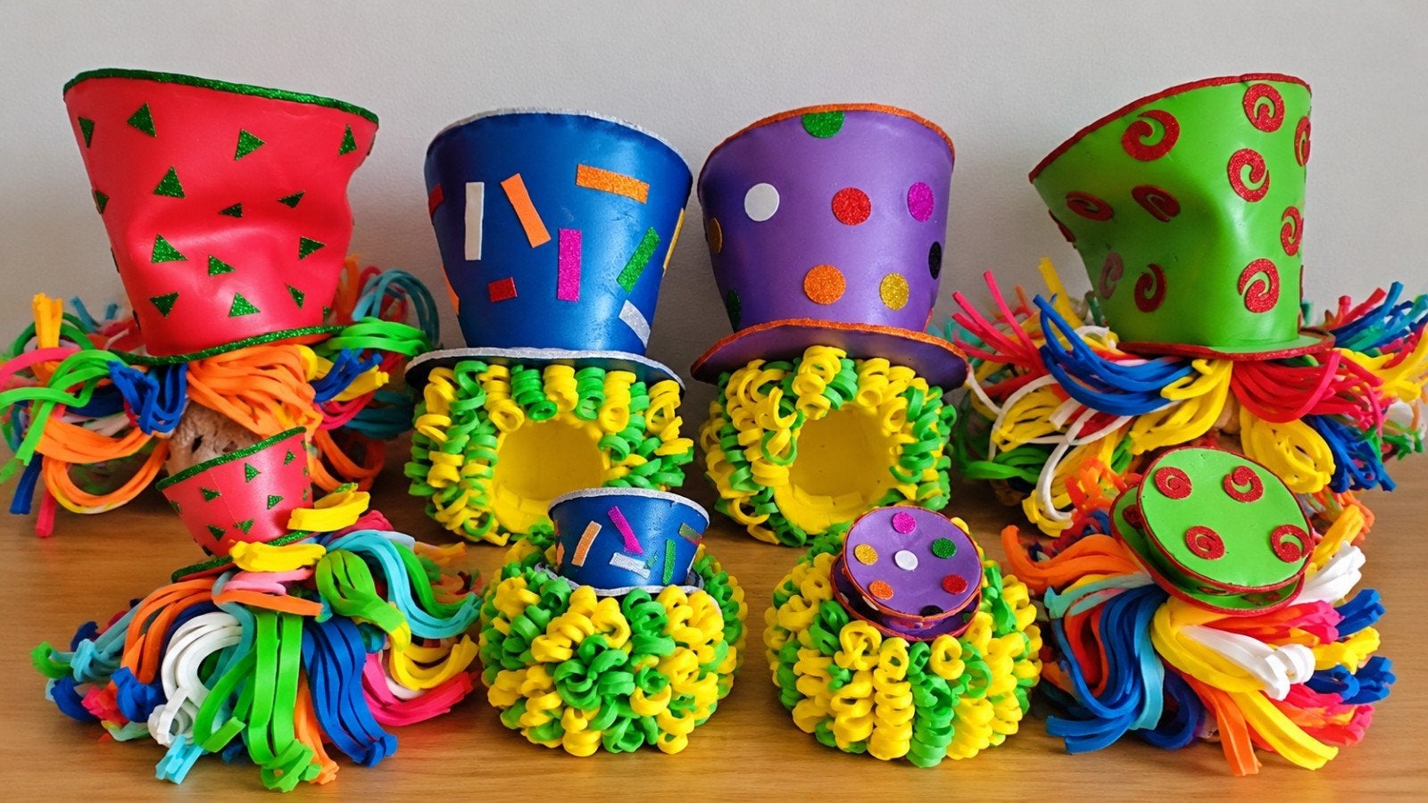 Foamhoeden (8 stuks), Ophalen, Carnaval