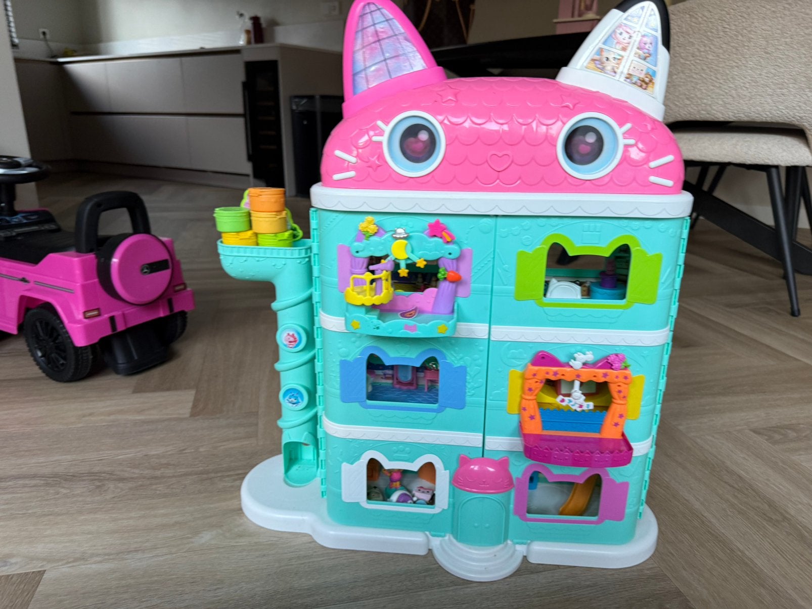Gaby’s poppenhuis, Ophalen, Zo goed als nieuw, Hout