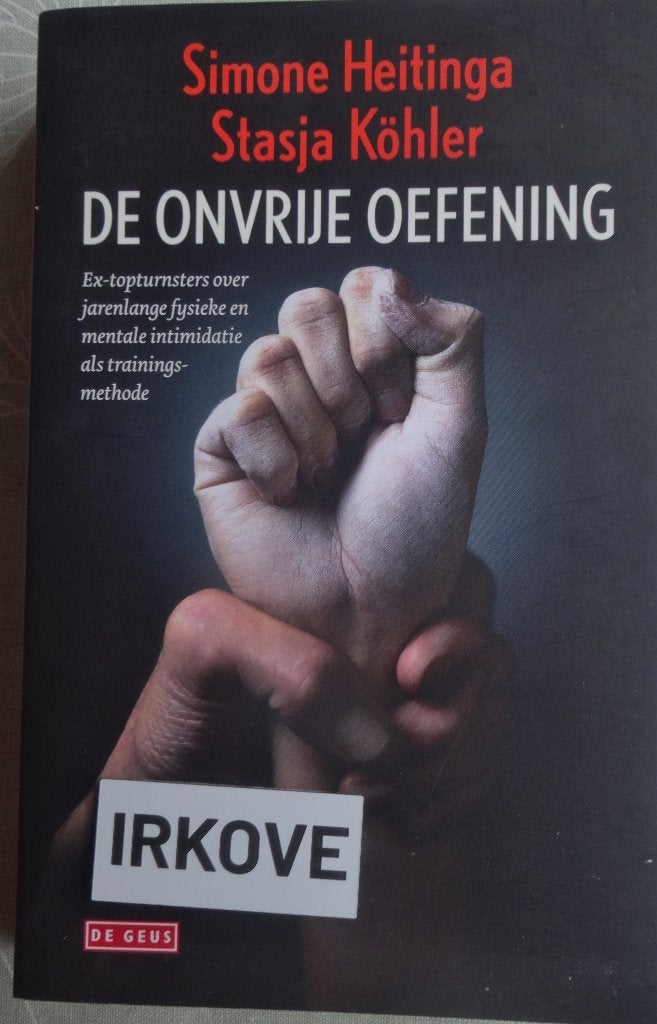 DE ONVRIJE OEFENING * Simone Heitinga en Stasja Kohler *, Verzenden, Simone Heitinga en Stasja Kohler, Zo goed als nieuw, Nederland
