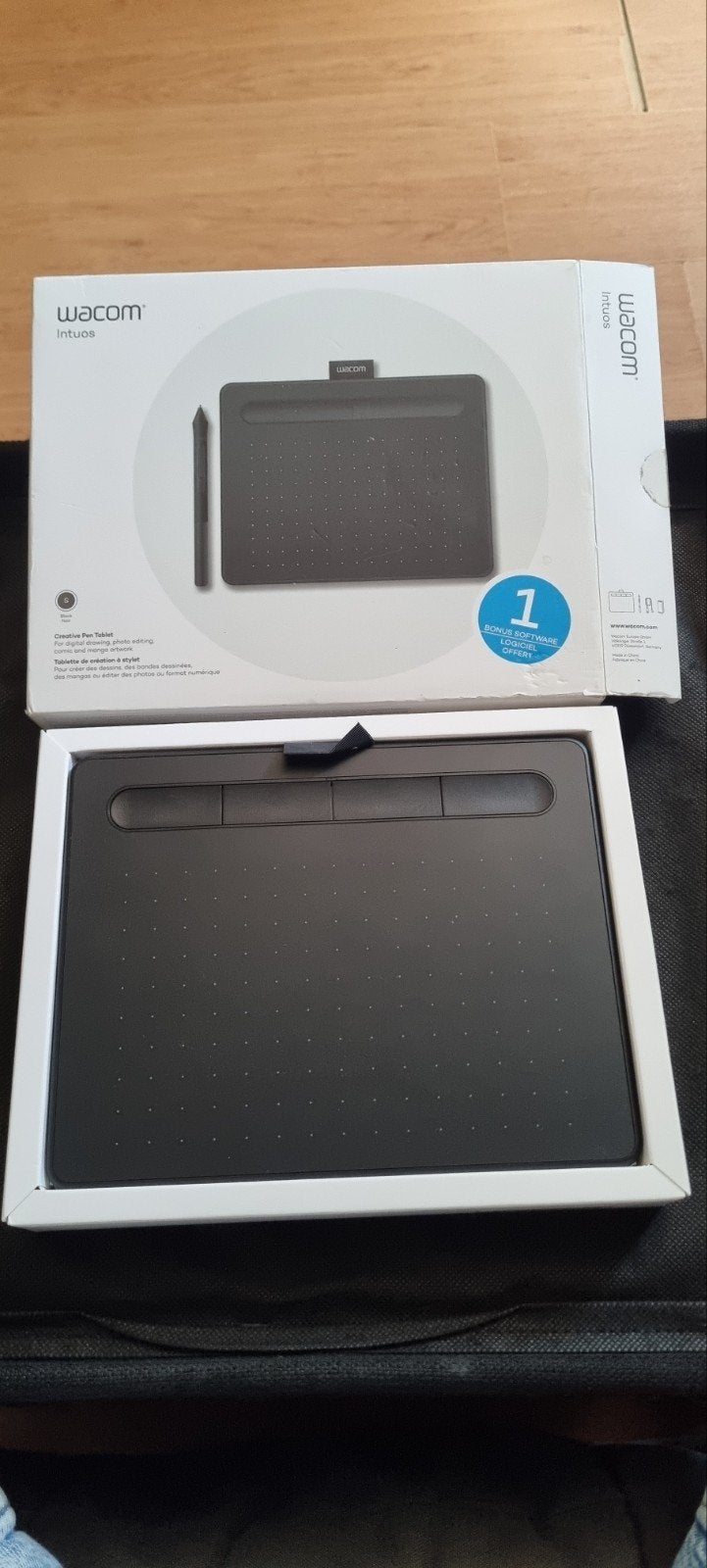 Wacom Intuos tekentablet., Computers en Software, Tekentablets, Ophalen, Multi-touch, Zo goed als nieuw, Wacom