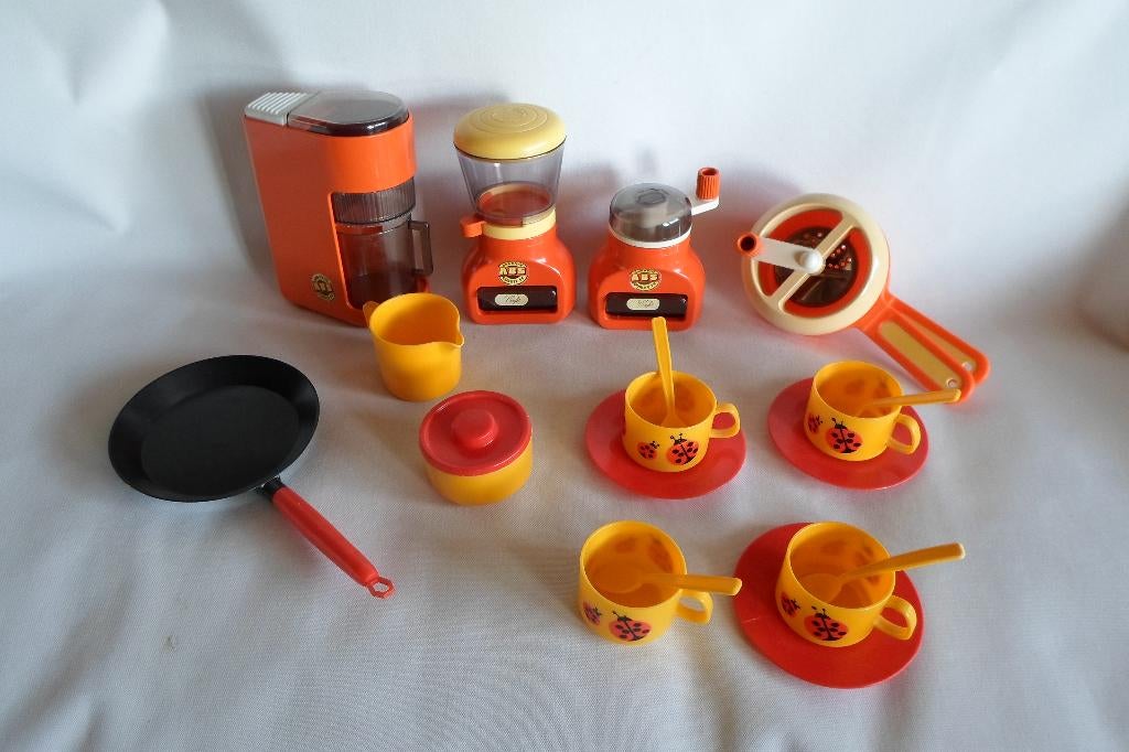 Kinder Servies Diefenbach Design Berchet, Kinderen en Baby's, Speelgoed | Speelkeukens, Ophalen of Verzenden, Gebruikt, Kunststof