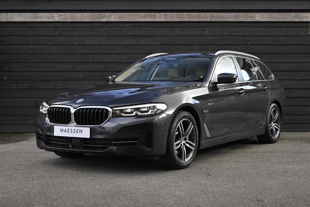 BMW 5-serie Touring 530e Business Edition Plus | Trekhaak |, 1998 cc, Achterwielaandrijving, Gebruikt, Euro 6