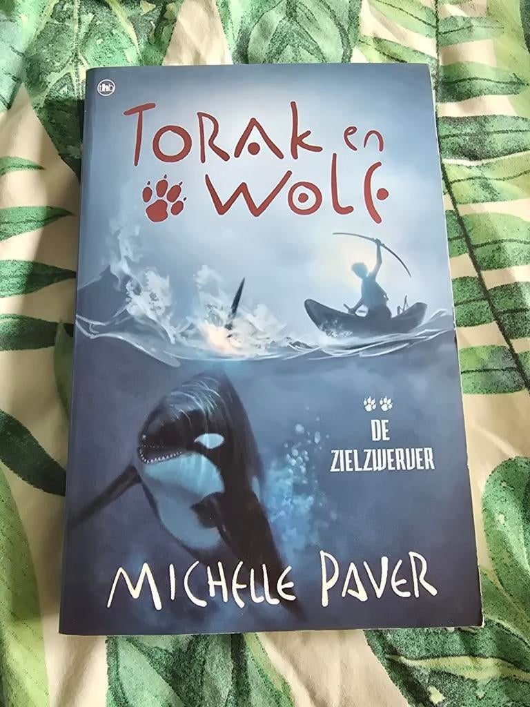 Michelle Paver: Torak en Wolf, de zielzwerver paperback NL, Boeken, Ophalen of Verzenden, Gelezen