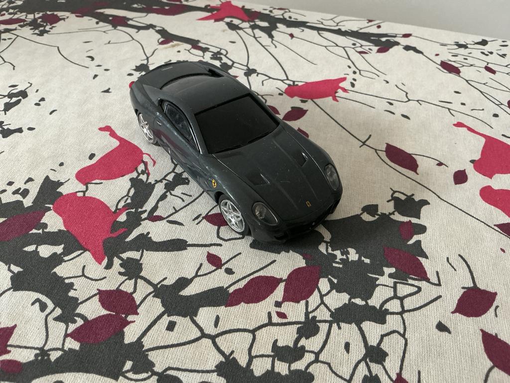 Ferrari met automatische vooruitfunctie, Ophalen of Verzenden, Gebruikt, Auto