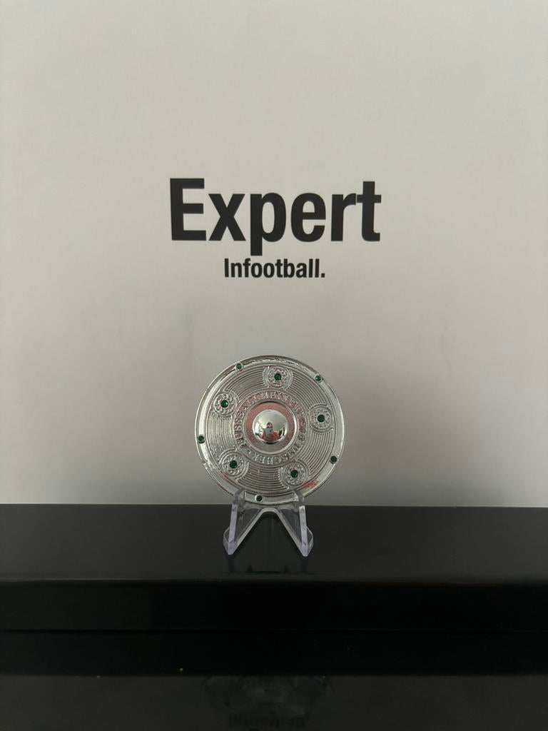 Bundesliga mini schaal, Ophalen of Verzenden, Nieuw, Buitenlandse clubs, Beeldje of Poppetje