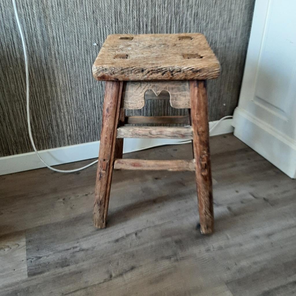 Sterke landelijke robuuste houten kruk, oud hout china, Ophalen of Verzenden, Hout