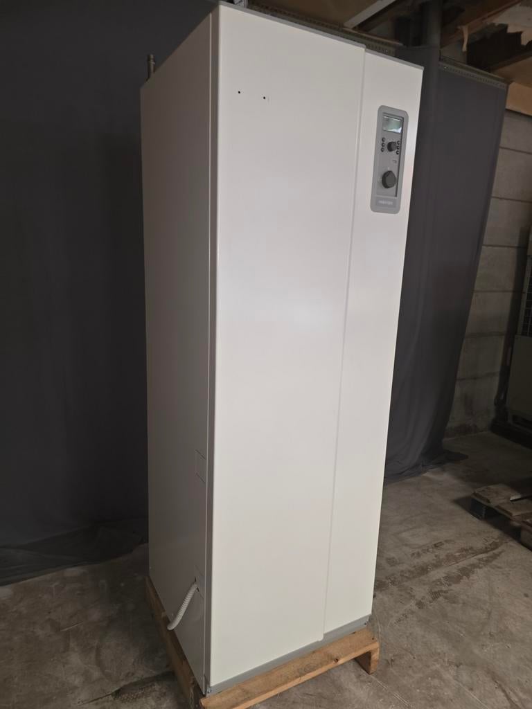 Refurbished lucht water warmtepomp Mitsubishi 12 kW, Koelen en Ontvochtigen, Timer, 3 snelheden of meer, Ophalen of Verzenden
