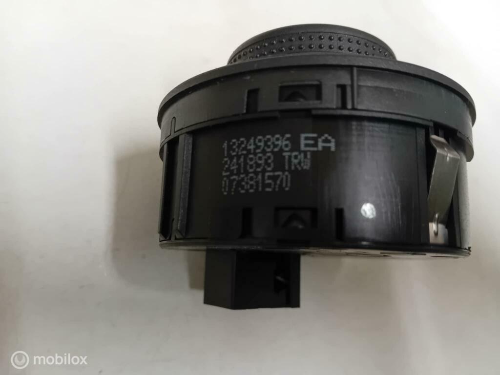 Lichtschakelaar Opel Corsa D 13249397, Auto-onderdelen, Gebruikt, Ophalen of Verzenden