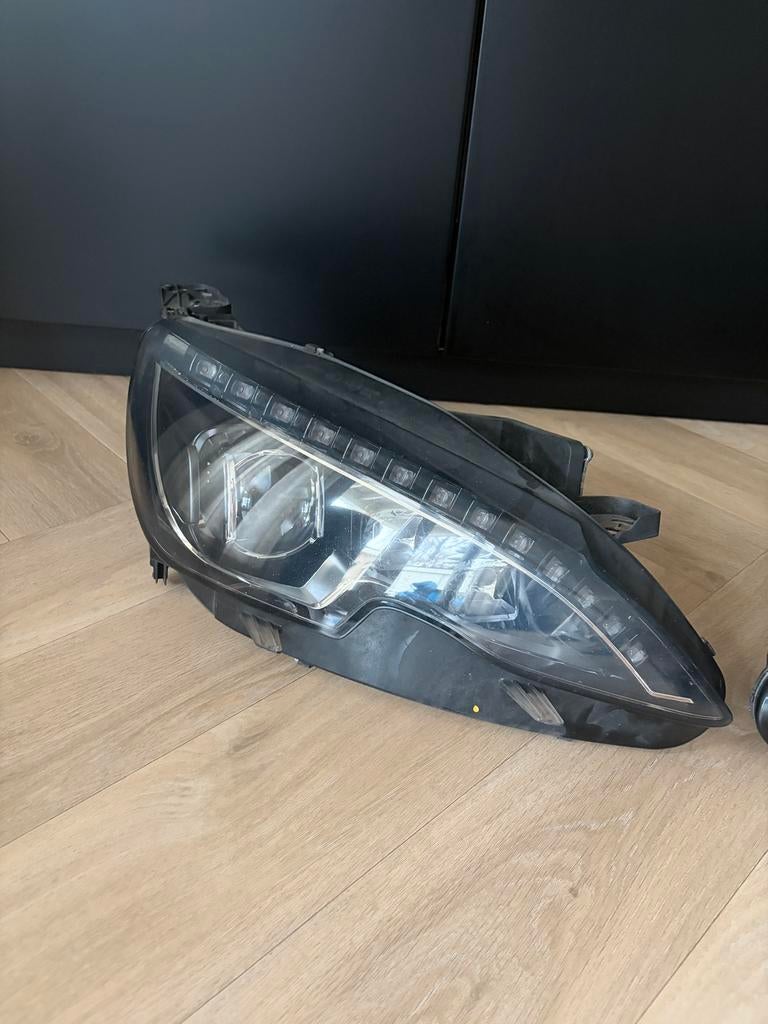 Peugeot 308 II T9 Full LED (030128723103) koplamp / Rechts, Auto-onderdelen, Verlichting, Ophalen of Verzenden, Gebruikt, Peugeot