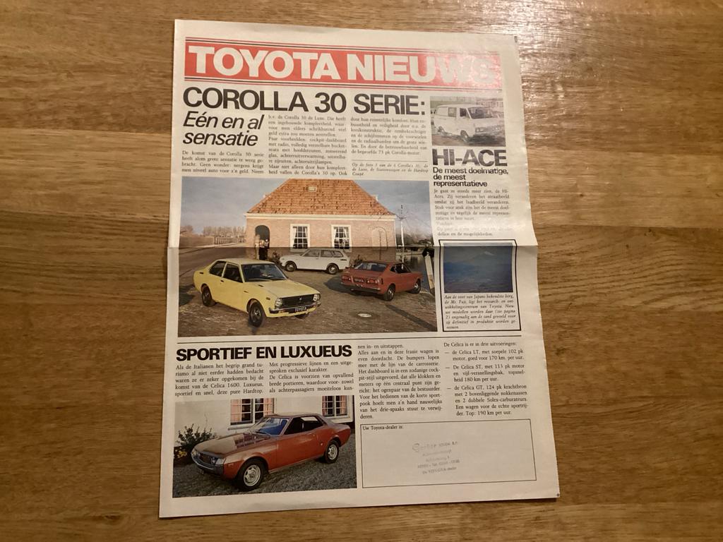 Toyota Corolla 30 nieuws, Ophalen of Verzenden, Gelezen, Toyota