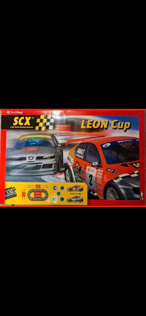 Scalextric SEAT Leon Limited Edition + Uitbreiding, Kinderen en Baby's, Speelgoed | Racebanen, Elektrisch, Ophalen, Overige merken