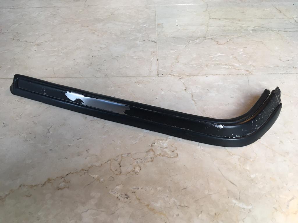 Sierlijst bumper voorzijde rechts Volvo 240, Gebruikt, Ophalen of Verzenden, Volvo, Bumper