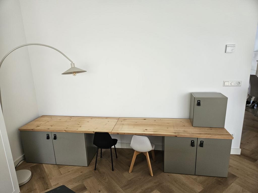 Kinderbureau / Speelhoek, Huis en Inrichting, Bureaus, Ophalen, Gebruikt