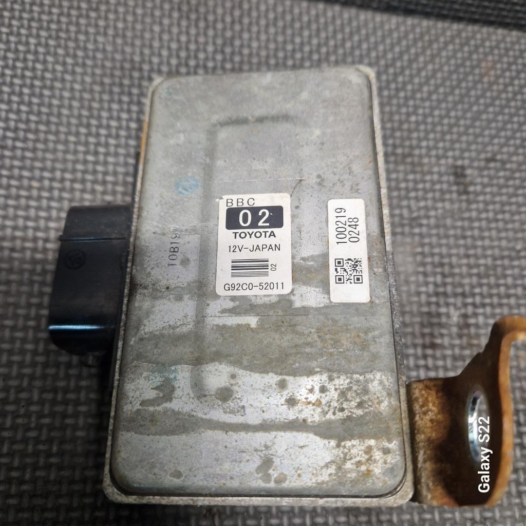 TOYOTA YARIS II Controller diverse / G92C0-52011, Auto-onderdelen, Gebruikt, Ophalen of Verzenden, Toyota, Dajhajsautodemontage@gmail.com