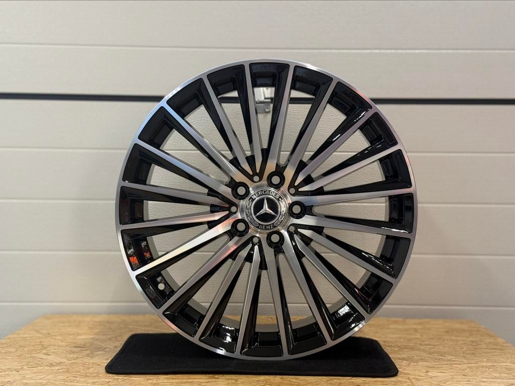 Nieuw Setje 19” Mercedes-Benz AMG A B C E CLA GLA VELGEN, Velg(en), Nieuw, All Season, Personenwagen