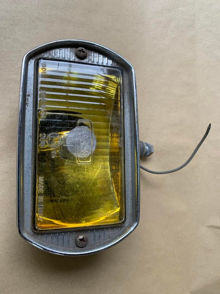 Lucas Vintage Gele Mistlamp Auto NOS, Auto-onderdelen, Ophalen of Verzenden, Gebruikt, Oldtimer onderdelen