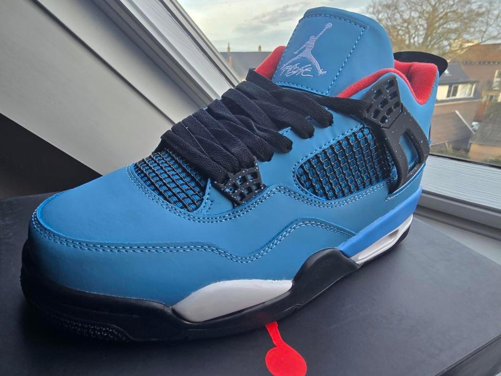 Jordan 4 Retro Travis Scott Blauw nieuw in doos, Kleding | Heren, Blauw, Nieuw, Ophalen of Verzenden, Sneakers of Gympen