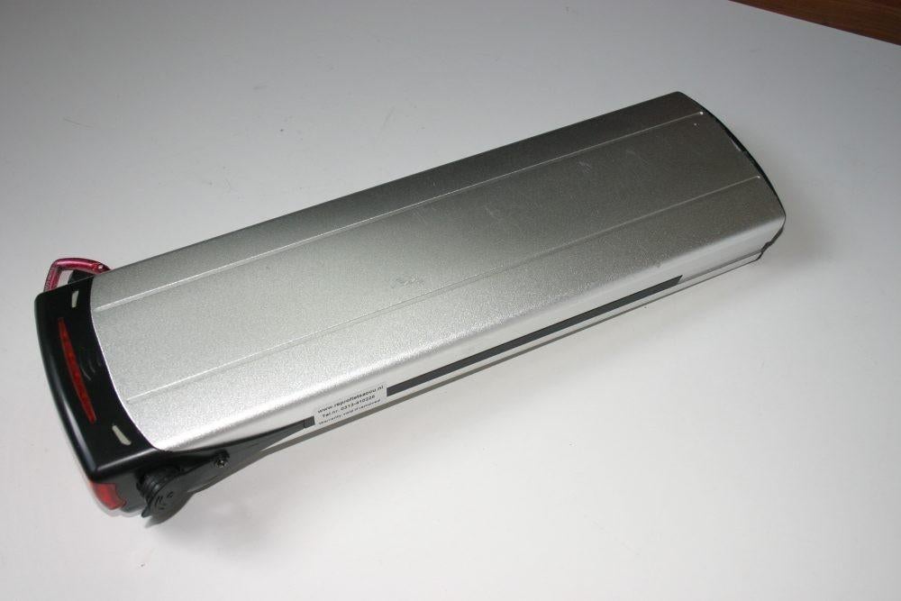 Gezocht defecte accu's Multicycle 4-pins, 33 Volt, Ophalen of Verzenden