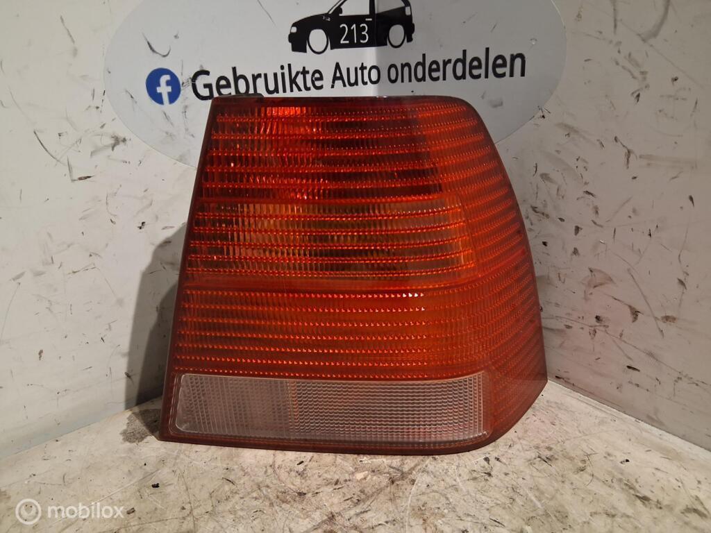 Achterlicht R VW Bora 1.6-16V  ('98-'06) 1J5945096AA, Auto-onderdelen, Gebruikt, Volkswagen, Ophalen of Verzenden, Volkswagen