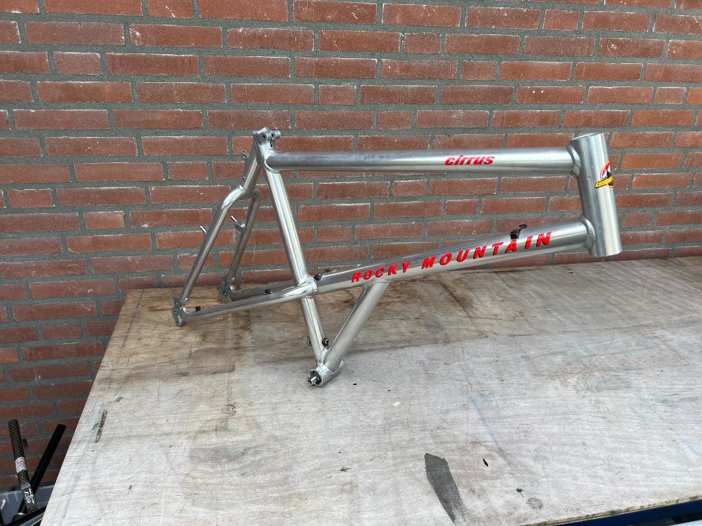 Rocky Mountain Cirrus retro MTB frame 26 inch, Fietsen en Brommers, Fietsonderdelen, Ophalen of Verzenden, Zo goed als nieuw, Voorvork