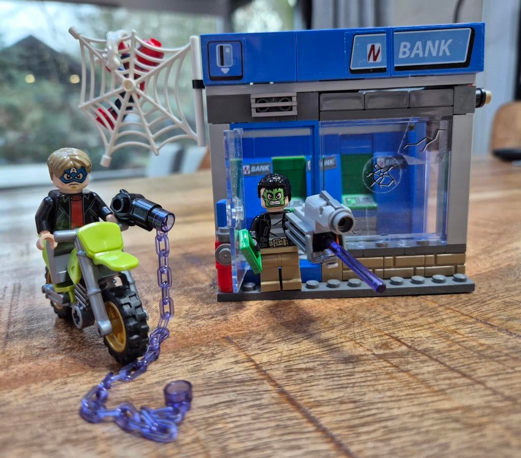 Super hero lego marvel, Ophalen