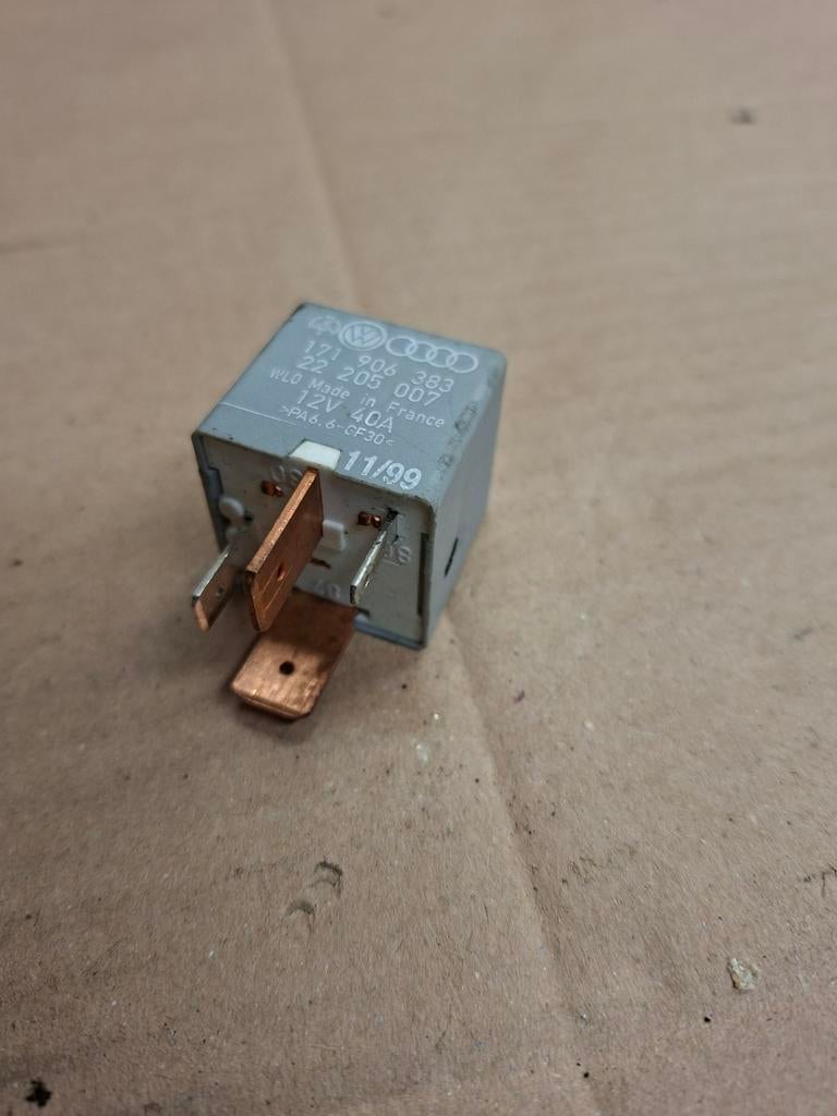 VW Audi Relais Nr. 1 - Goed Werkend, Ophalen of Verzenden, Gebruikt, Audi