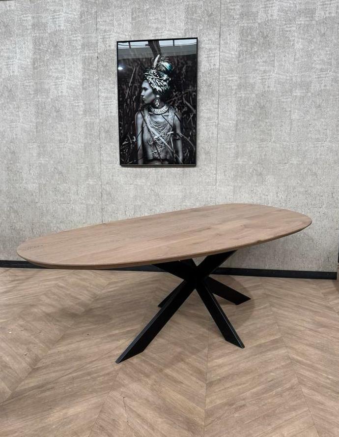 Eiken eettafel Leaf Cinnemon 240x110 *showroom, Huis en Inrichting, Tafels | Eettafels, 100 tot 150 cm, Eikenhout, 200 cm of meer