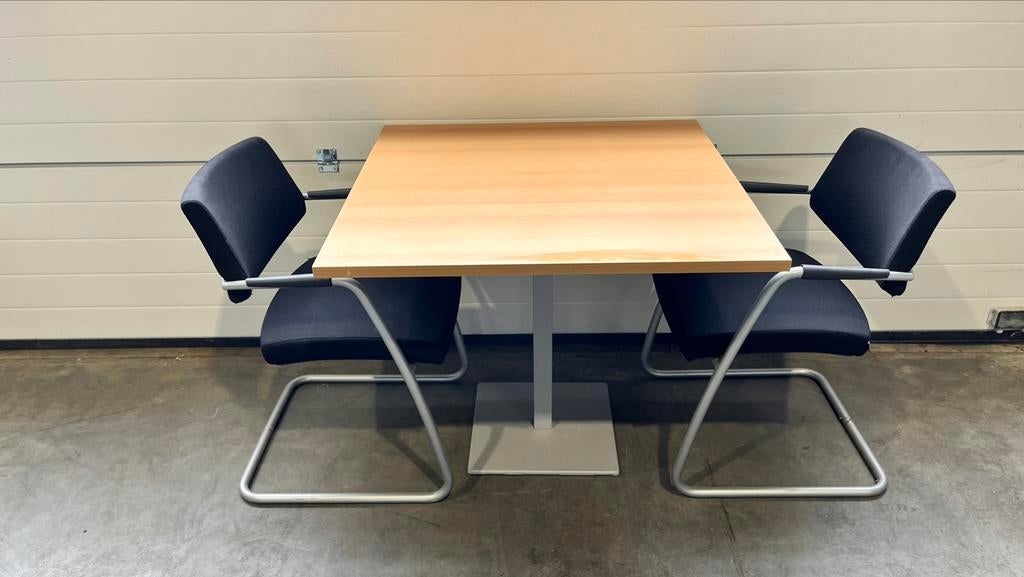 Vergader tafel met stoelen, Zakelijke goederen, Kantoor en Winkelinrichting | Kantoormeubilair en Inrichting, Ophalen of Verzenden