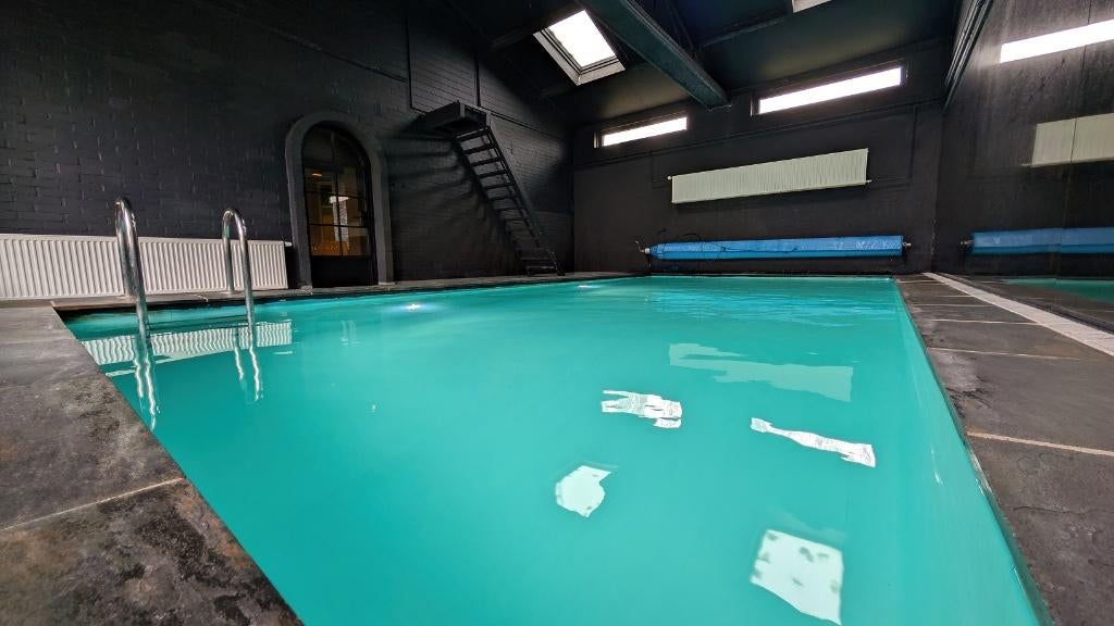 Bungalow met privé binnenzwembad en sauna (8pers), 8 personen, 4 of meer slaapkamers, Open haard, Eigenaar